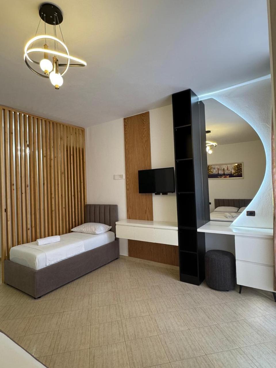 Eden Hotel Shëngjin المظهر الخارجي الصورة