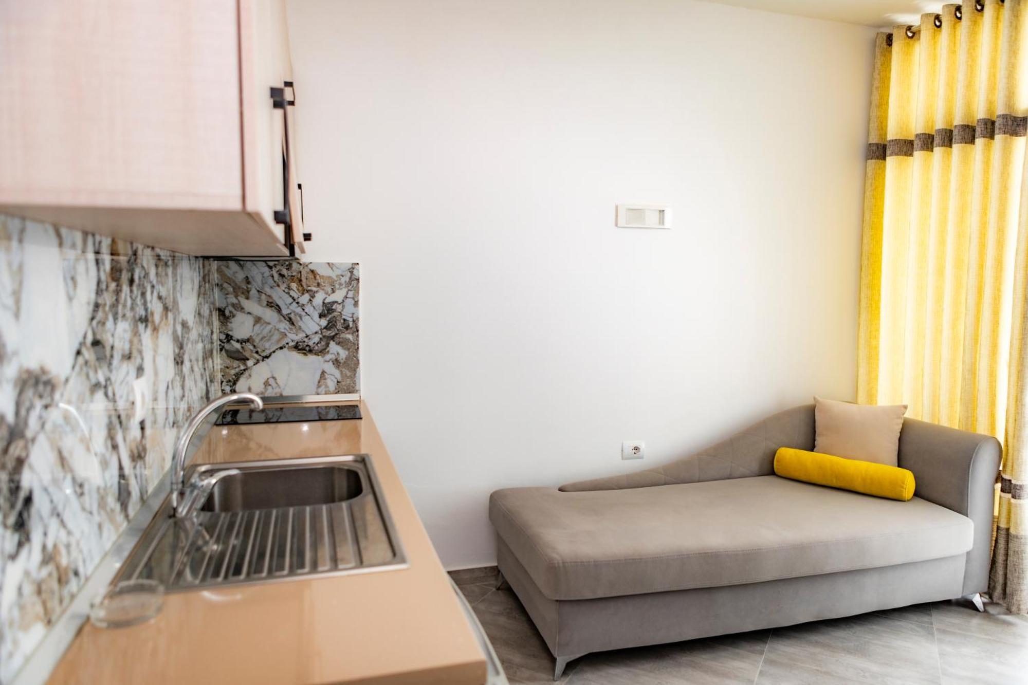 Eden Hotel Shëngjin المظهر الخارجي الصورة